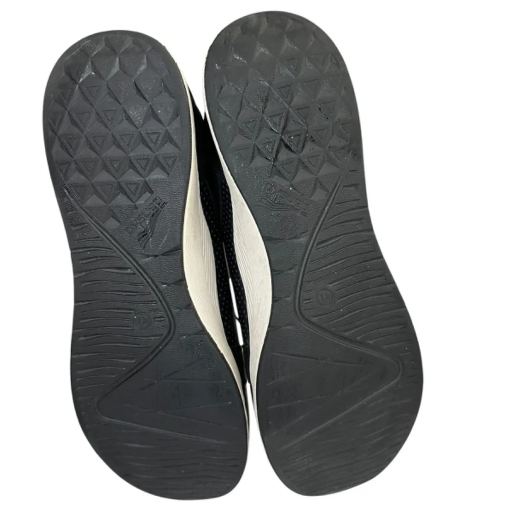 Dansko sneakers womens
